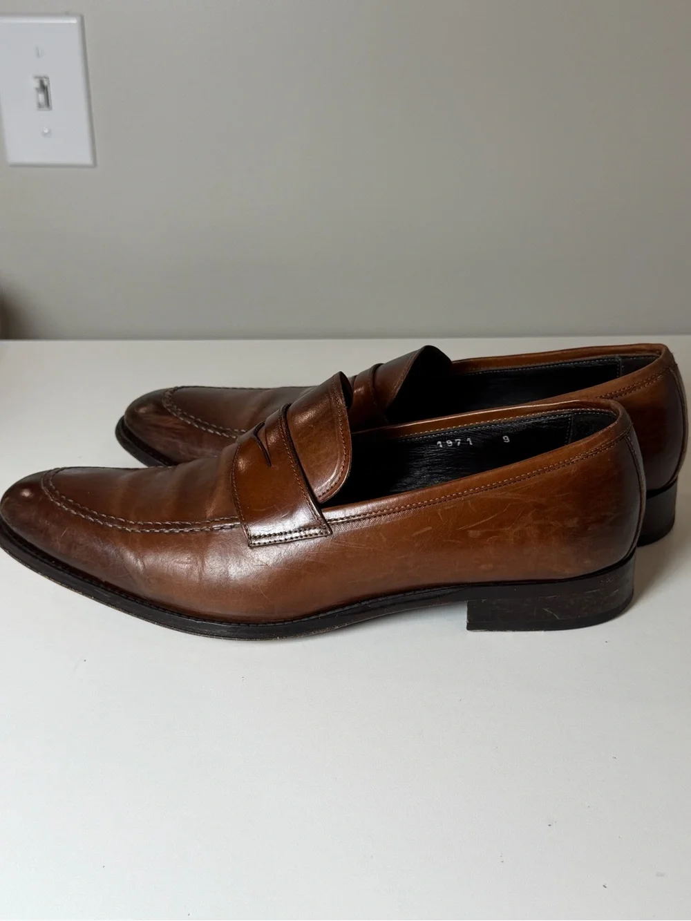 To Boot New York Size 9 Men's Antique Brown Genuine Leather Penny Loafers